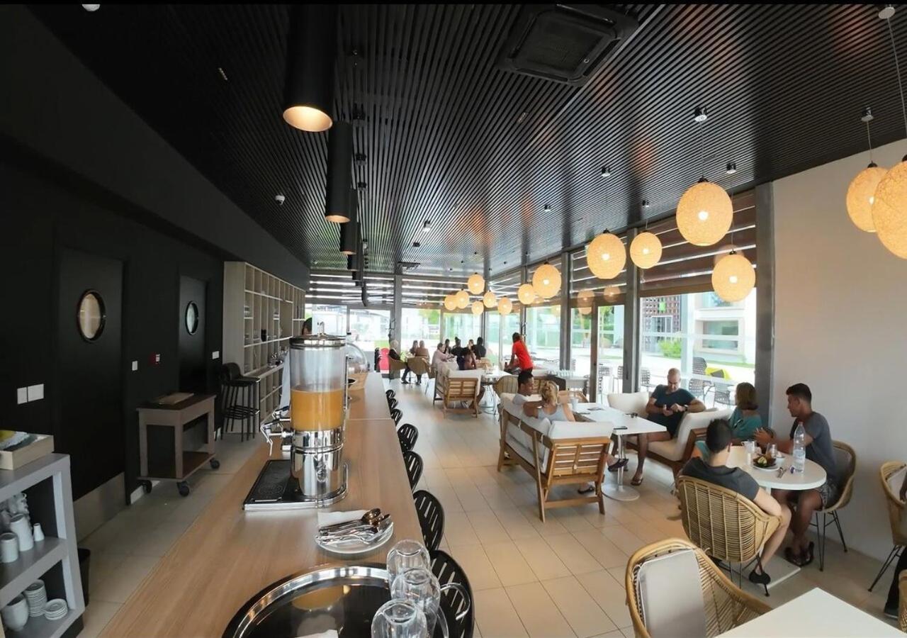 Ibis Styles Mayotte Aeroport Pamandzi Εξωτερικό φωτογραφία